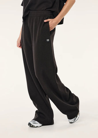 Printemps Trackpant - Licorice