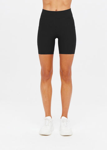 Peached 6" Pocket Spin Short - Black