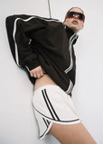 Linear Short - Whisper White/Dark Plum