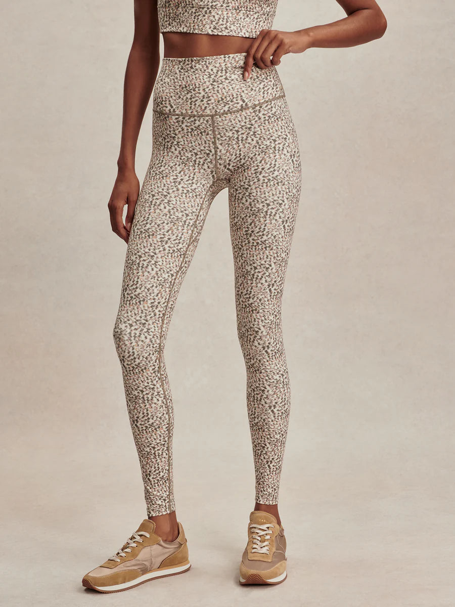 FreeSoft High-Rise Legging - Ivory Abstract Feather