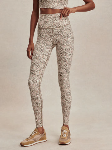 FreeSoft High-Rise Legging - Ivory Abstract Feather
