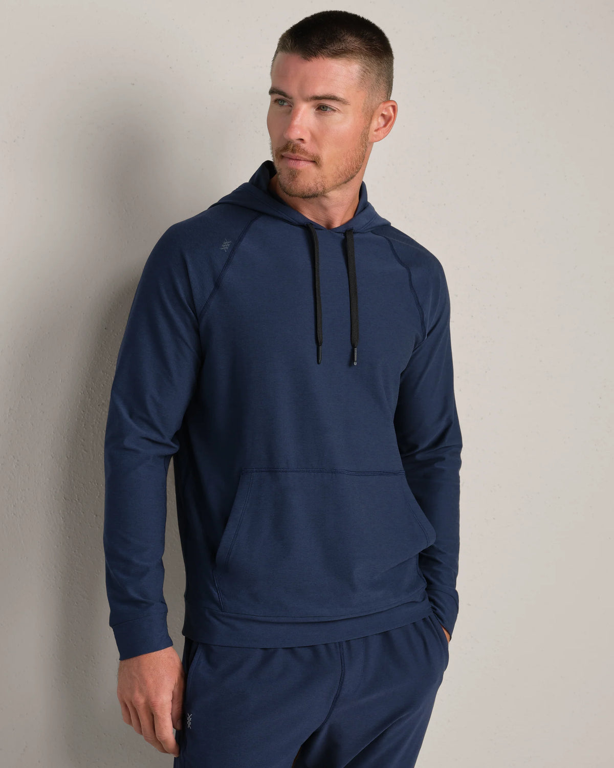 Atmosphere Midweight Hoodie - Navy