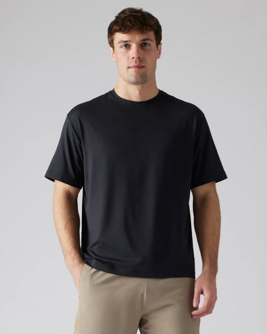 Base Training Relaxed Tee - Black