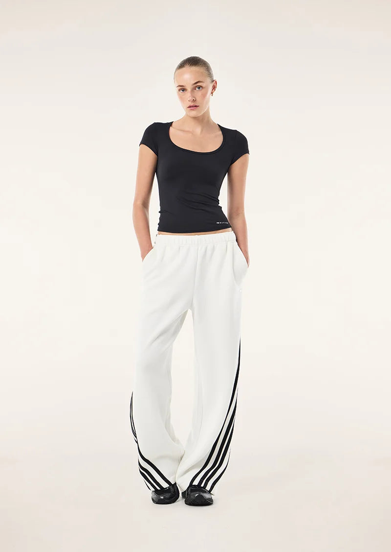 Foundation Scoop Short Sleeve Top - Black