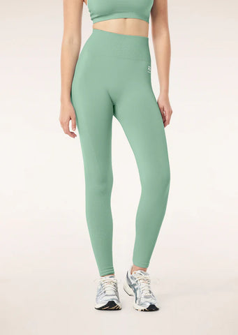 Restore Seamless Legging - Basil