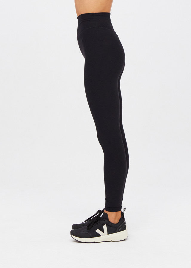 Peached 28" High Rise Pant - Black