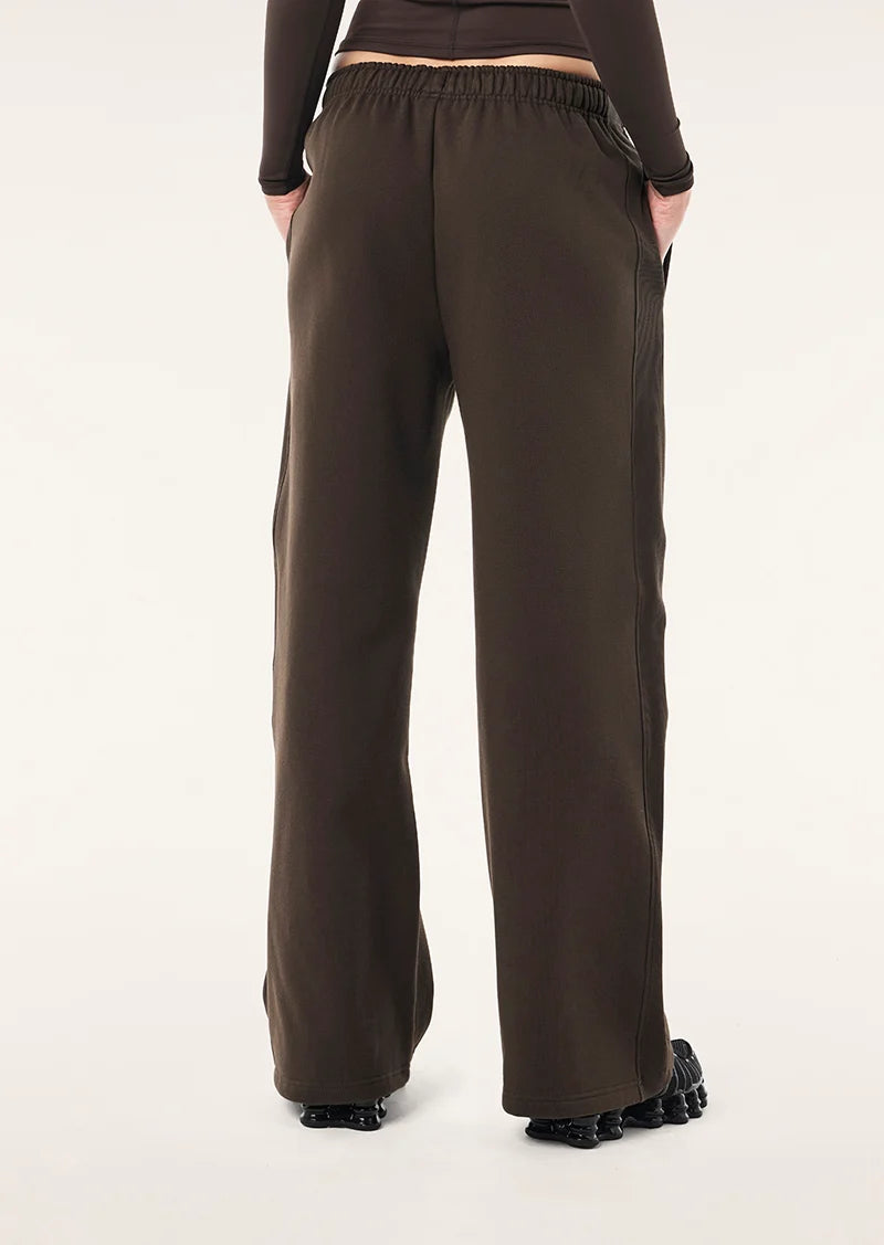 Voltage Straight Leg Trackpant - Coffee