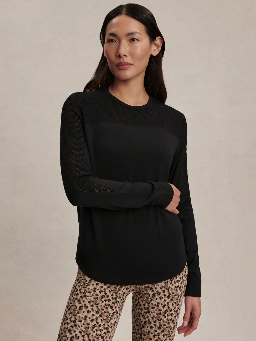 Samia Seamless Long Sleeve Tee - Black