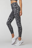 Sharp Contrast 7/8 Legging - Black